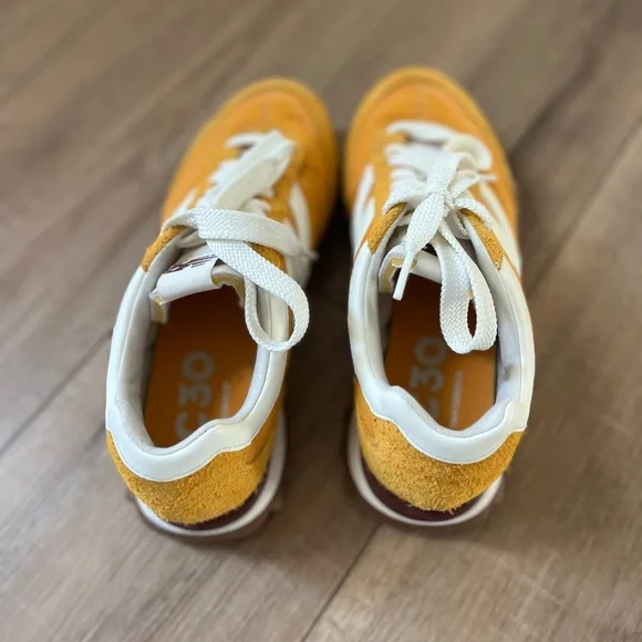 New Balance x Donald Glover RC30 Sneaker - Picture 6 of 9